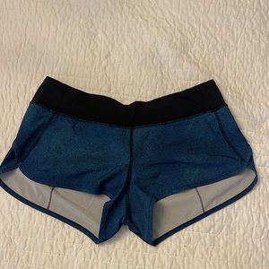 Lululemon speed up shorts 2 1/2 inch